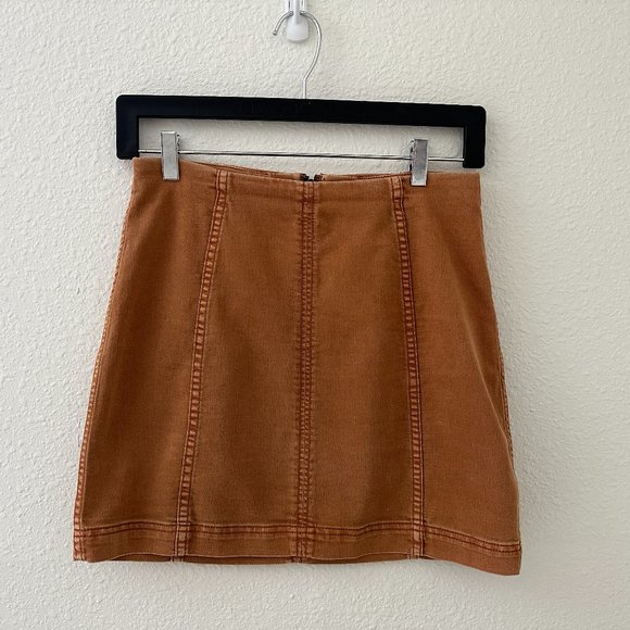 Free People Comfy Mini Skirt Size 6 - Picture 1 of 3